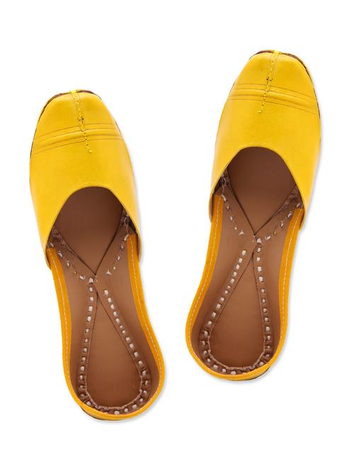 yellow colour Leather  Mojaris - 9764197 - Very Small Image - 1